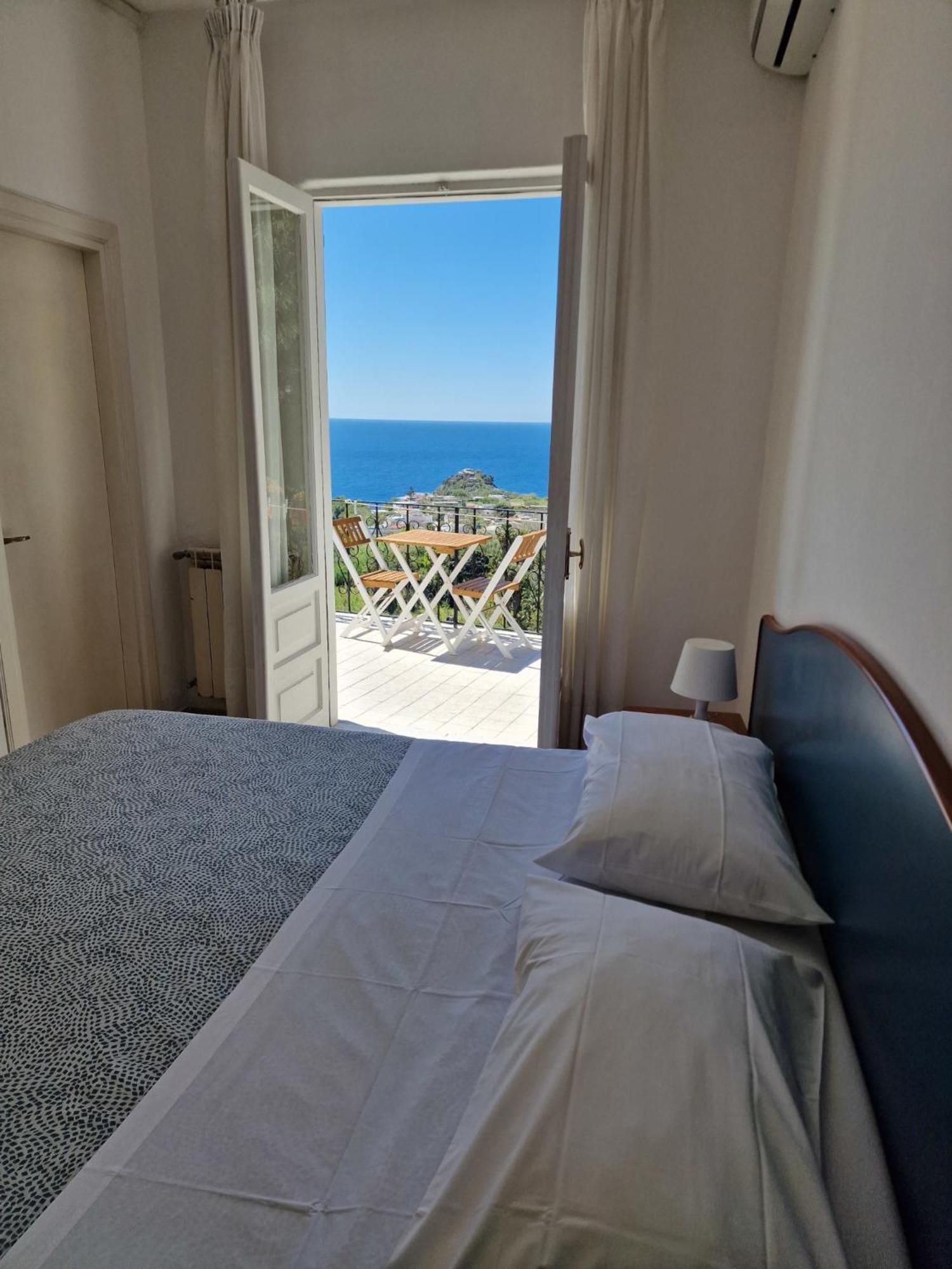 Hotel Bellavista 이스키아 외부 사진